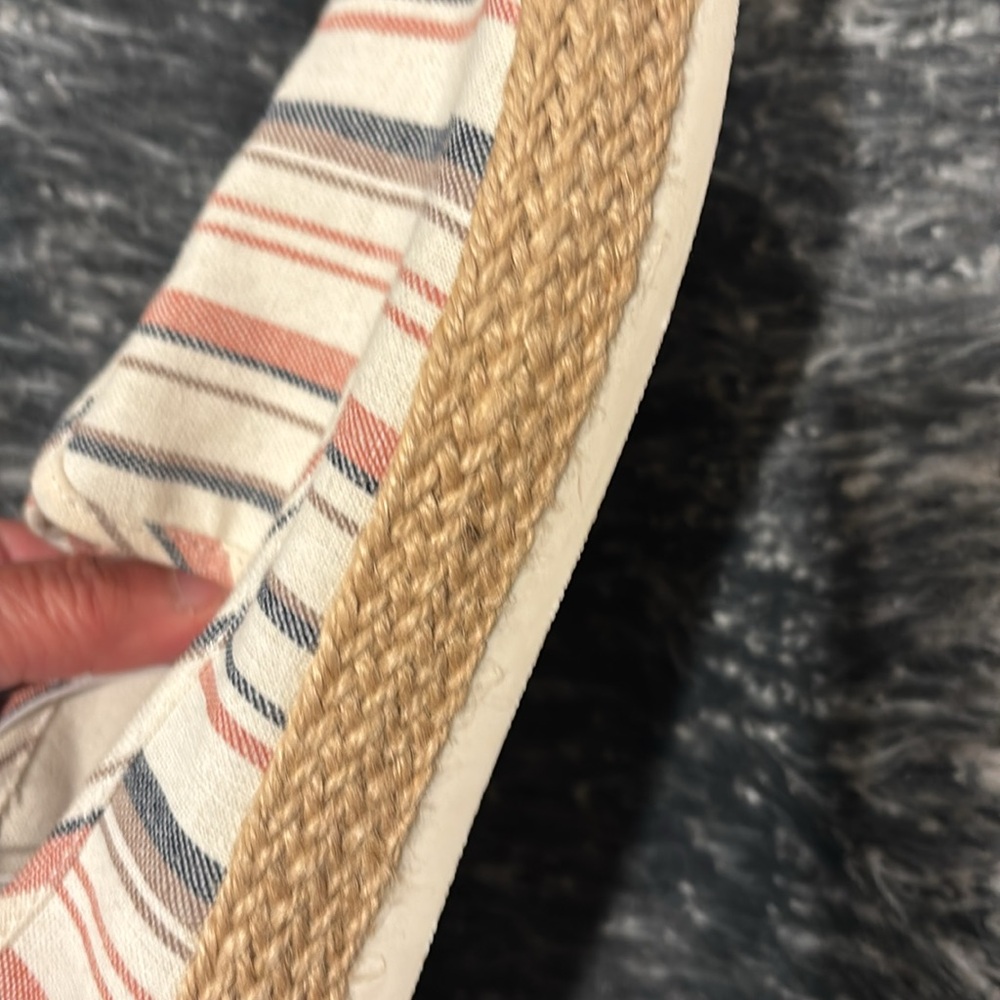 Esprit Striped Slip on Espadrilles,‎ Size 7.5M - Picture 4 of 7